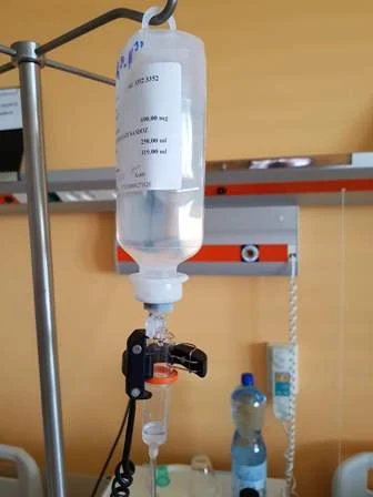 Iv chemotherapy bag on stand